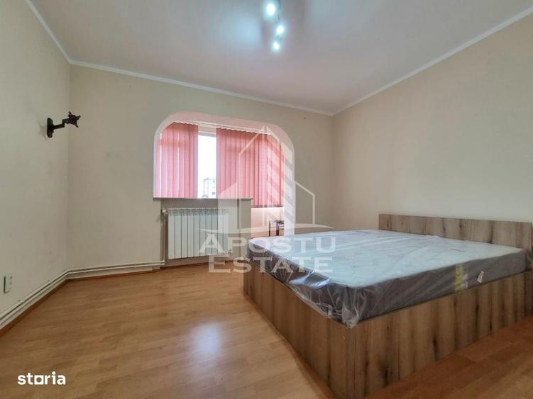 Apartament doua camere ,zona Uta - 5
