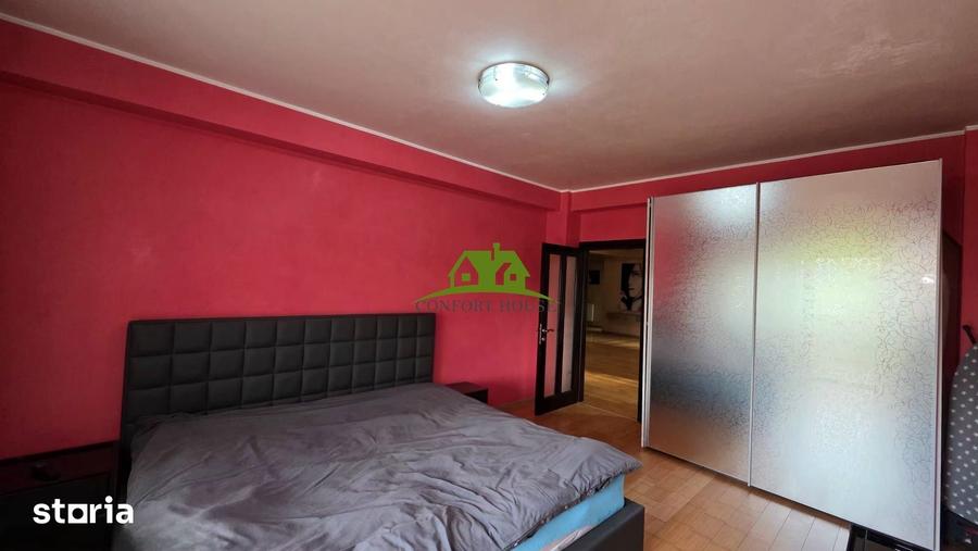 Apartament cu 3 camere în Republicii