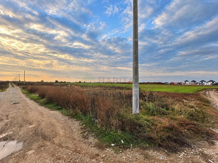 Teren Construcții intravilan de 500 mp, în Tunari