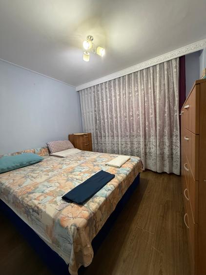 Apartament cu 2 camere semidecomandat în Ghencea