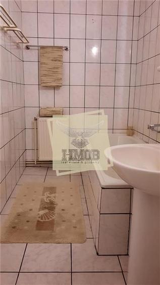 Apartament cu 3 camere decomandat, mobilat în Terezian