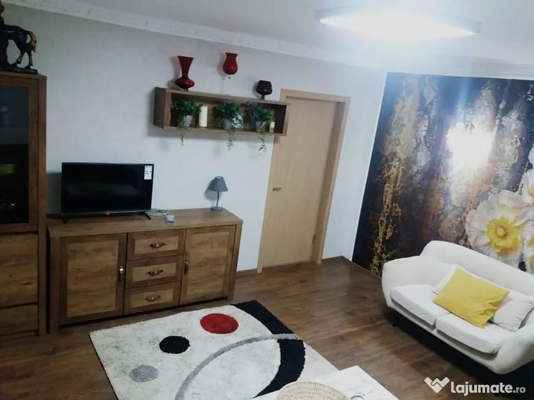 Apartament cu 2 camere semidecomandat în Ultracentral