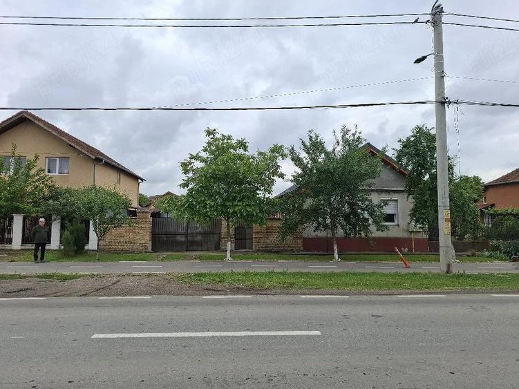 Teren de 1690 mp, în Central