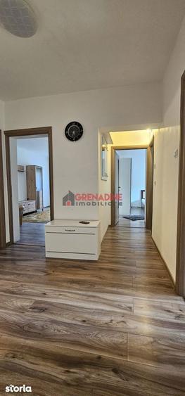 Apartament cu 3 camere decomandat, mobilat în Valea Cetății