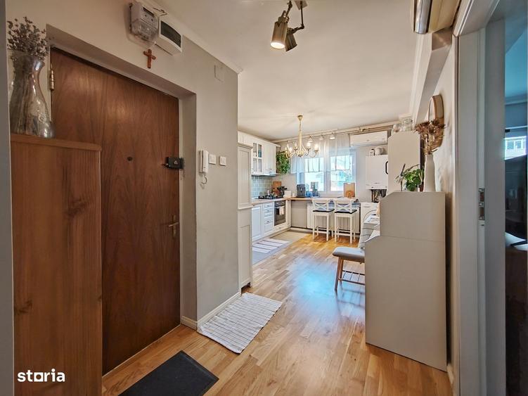 Apartament cu 2 camere decomandat în Moșilor