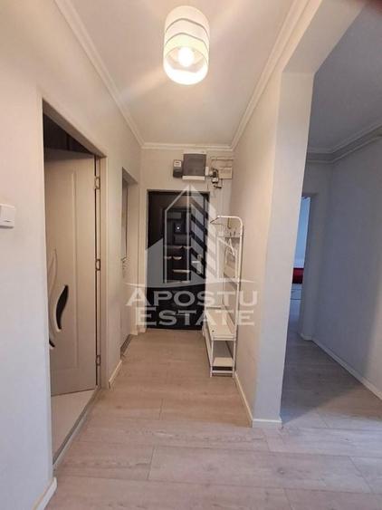 Apartament cu 3 camere decomandat, mobilat în Circumvalațiunii