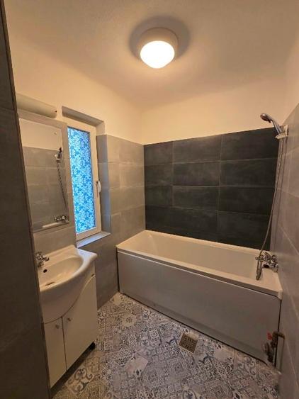 Apartament cu 2 camere semidecomandat, mobilat în Nerva Traian