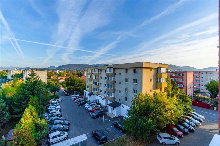 Garsonieră decomandată în Bartolomeu