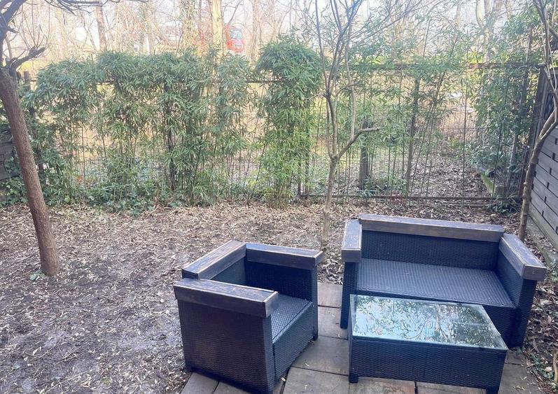 Casă individuală cu 7 camere cu Canalizare în Floreasca
