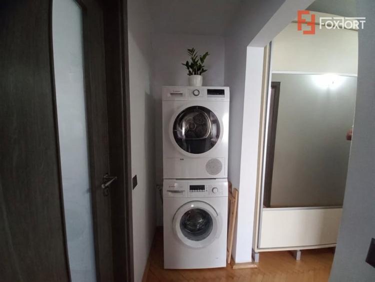 Apartament cu 3 camere decomandat, mobilat în Lipovei