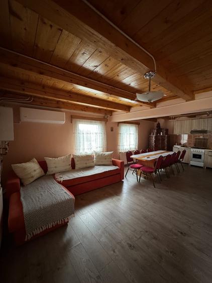 Duplex cu 5 camere cu Teren 250 Mp în Vârtop