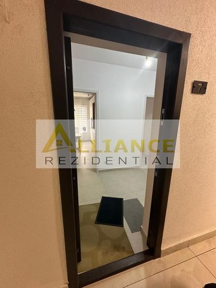 Apartament cu 2 camere decomandat, mobilat în Central