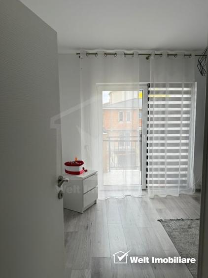 Duplex cu 5 camere cu Canalizare în Florești