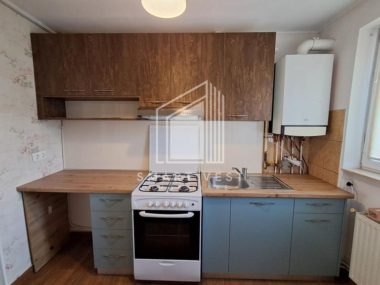 Apartament cu 2 camere decomandat, mobilat în Horea