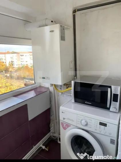 Apartament cu 2 camere decomandat în Micro 17