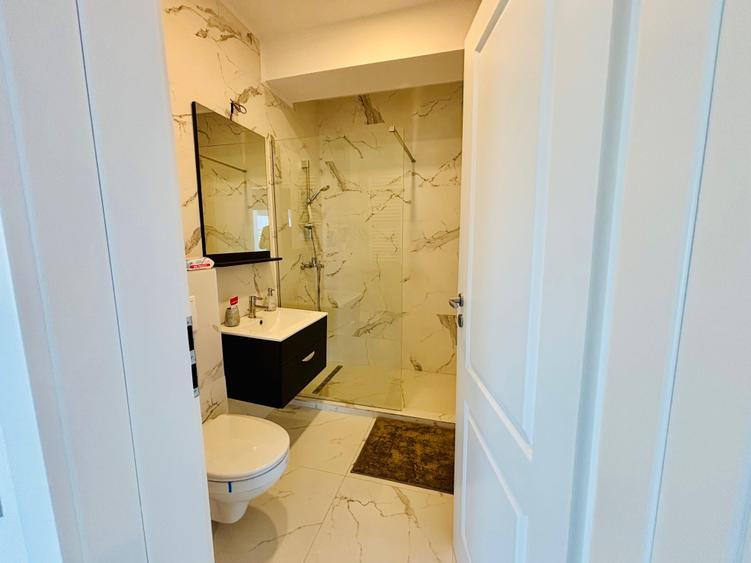 Apartament cu 4 camere decomandat în Nord