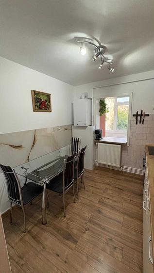 Apartament cu 2 camere decomandat în Exterior Vest