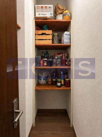 Apartament cu 2 camere decomandat în Tei