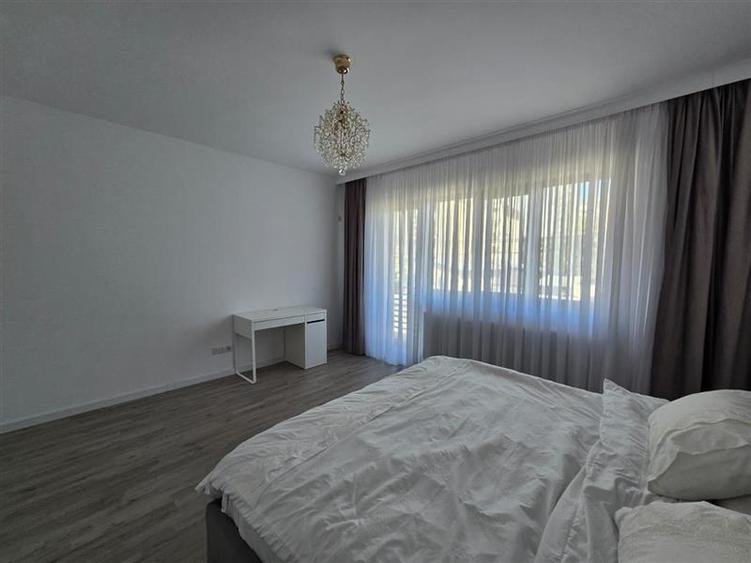 Apartament cu 4 camere decomandat, mobilat în Bucureștii Noi