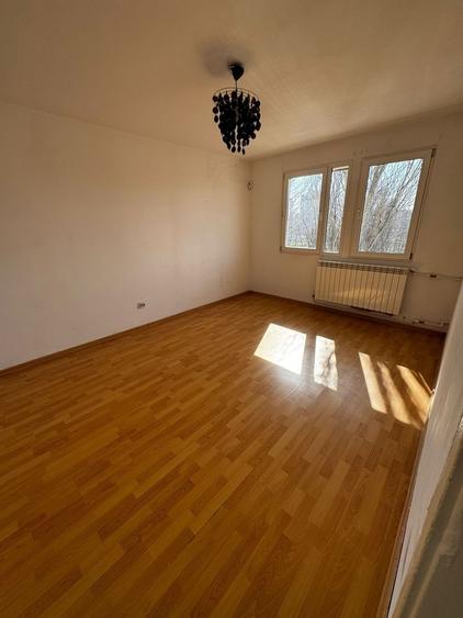 Apartament cu 2 camere decomandat în Gara