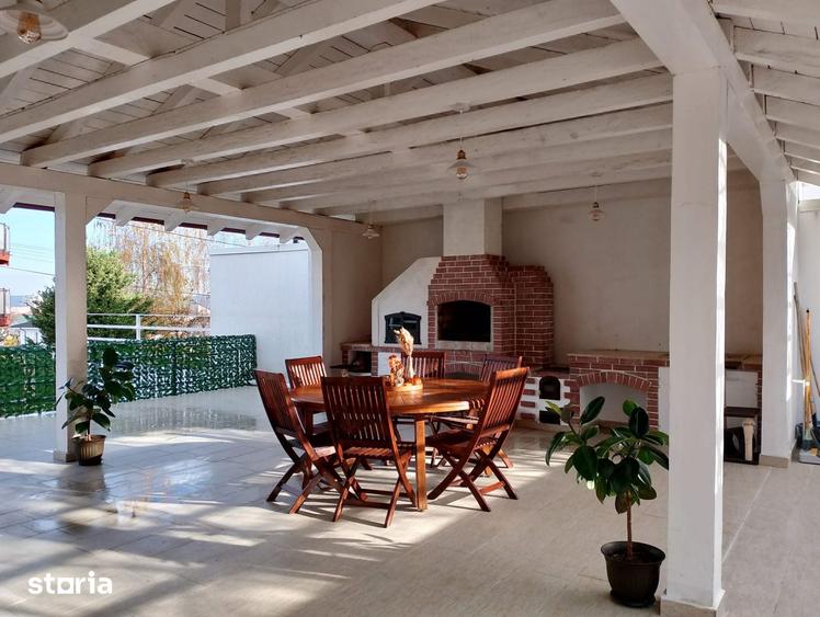 Casă cu 4 camere cu Teren 327 Mp în Bascov