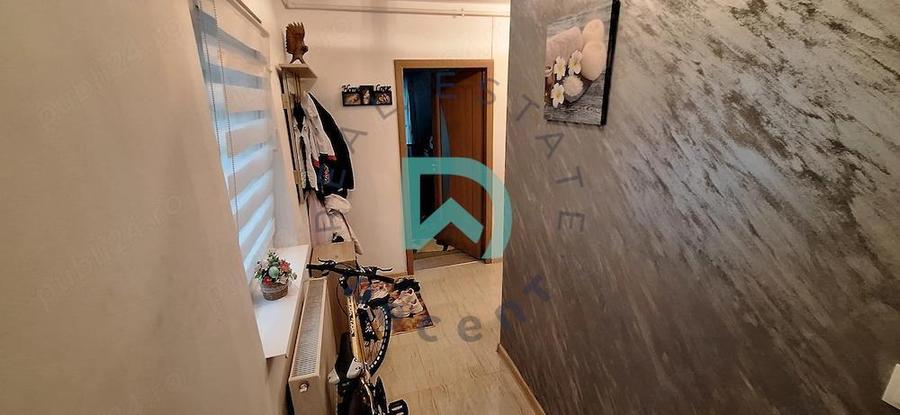 Apartament 3 camere de vanzare, mobilat si utilat - str. Pictor Nicolae Brana, S - 11
