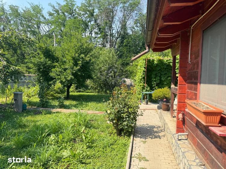 Casă cu 3 camere cu Teren 5000 Mp în Berceni