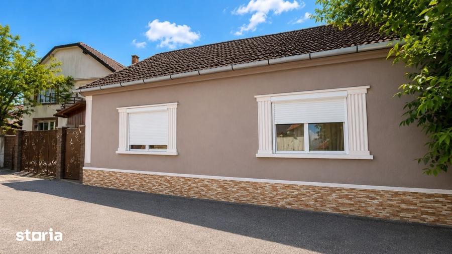 Casă cu 4 camere cu Teren 1382 Mp în Central