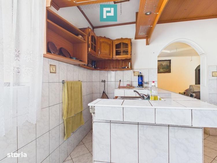 Apartament cu 3 camere în Remetea Mare