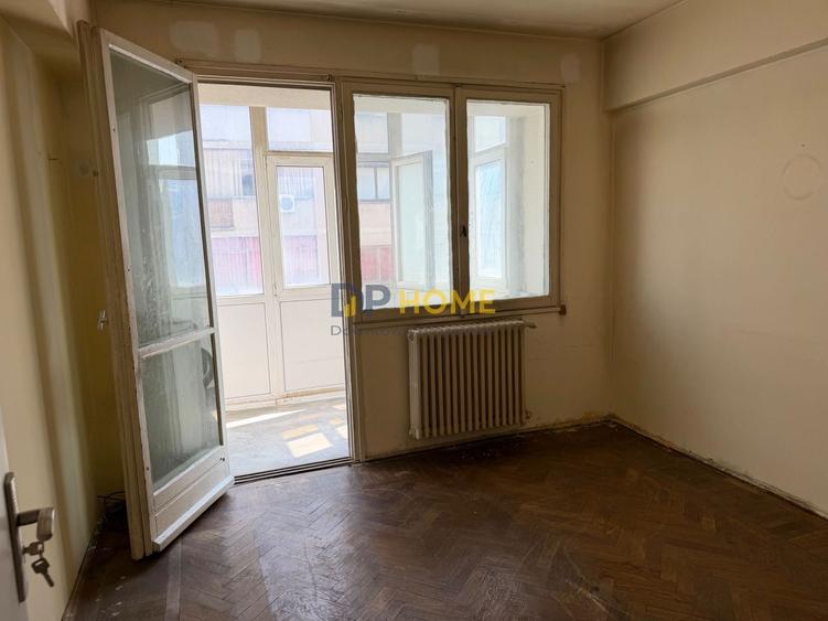 Apartament cu 3 camere semidecomandat în Kogălniceanu
