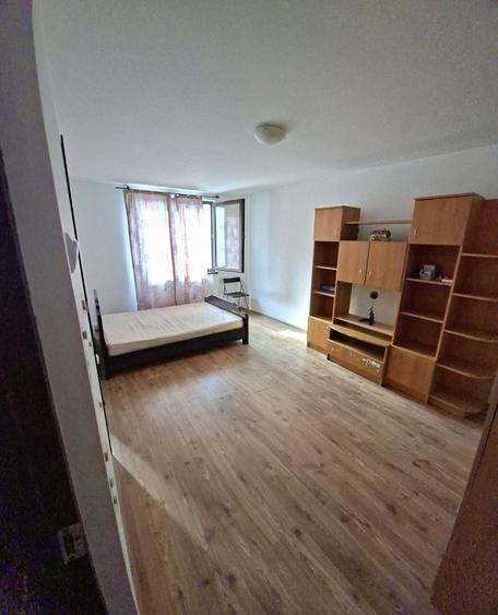 Garsonieră decomandată în Dărmănești