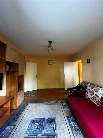 Apartament cu 2 camere semidecomandat, mobilat în Astra