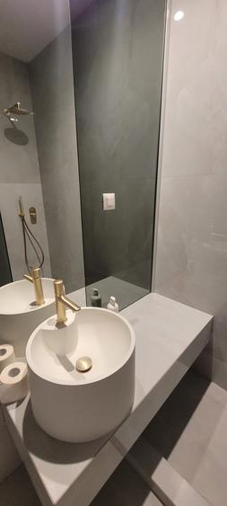 Apartament cu 3 camere decomandat, mobilat în Voluntari