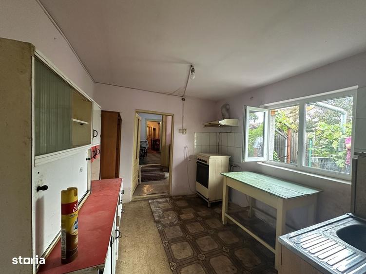 Agentia imobiliara VIGAFON vinde casa 3 camere Malu Rosu - 2