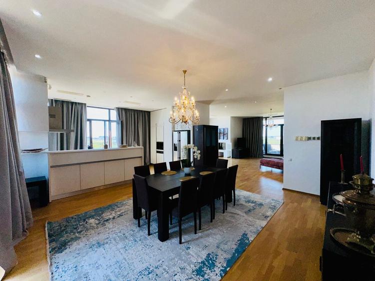 Apartament cu 5 camere decomandat, mobilat în Băneasa