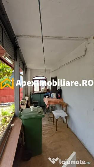 Casă cu 2 camere cu Teren 170 Mp în Petricani