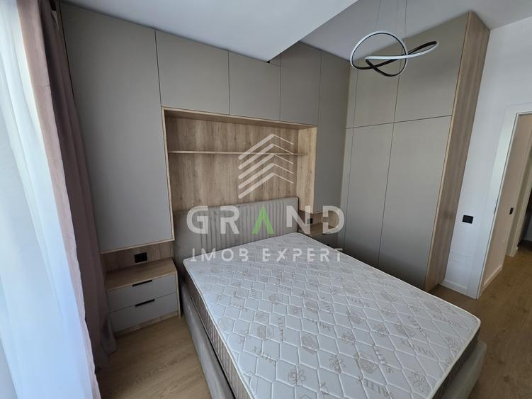 Apartament cu 2 camere semidecomandat, mobilat în Florești