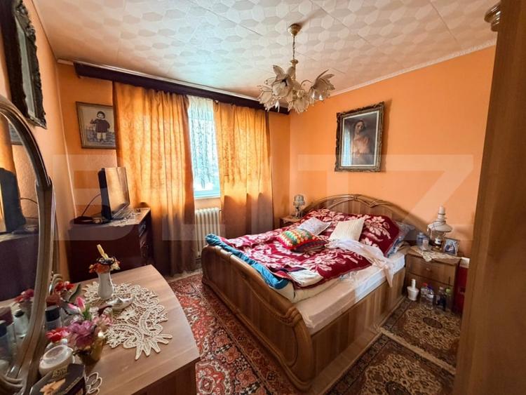 Apartament cu 2 camere decomandat, mobilat în Cugir