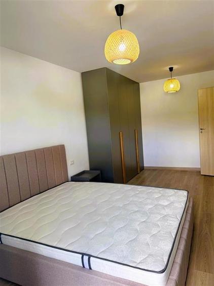 Apartament cu 3 camere decomandat, mobilat în Răcădău