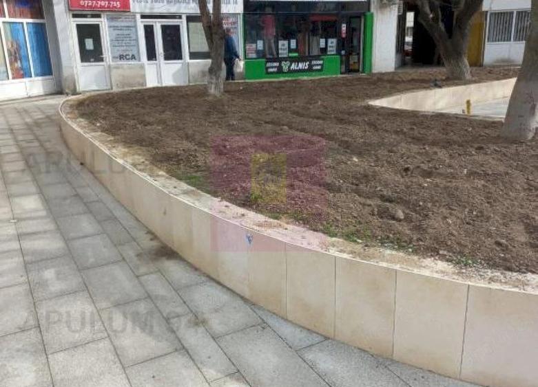 Spațiu comercial, de 163 mp, în Central
