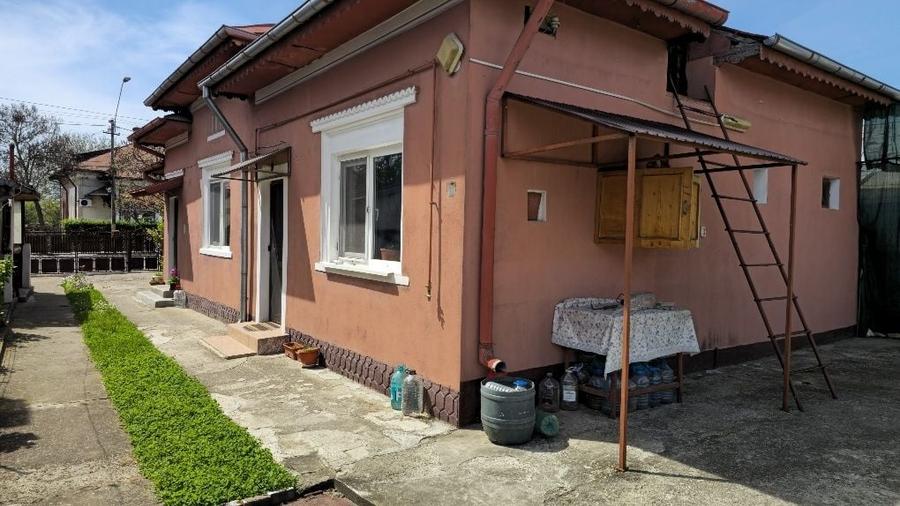 Casa primitoare cu 4 camere si 2 bai in Targoviste Renovata, izolata,cu posibilitatea de extindere a constructiei,teren 400 mp, zona foarte linistit - 3