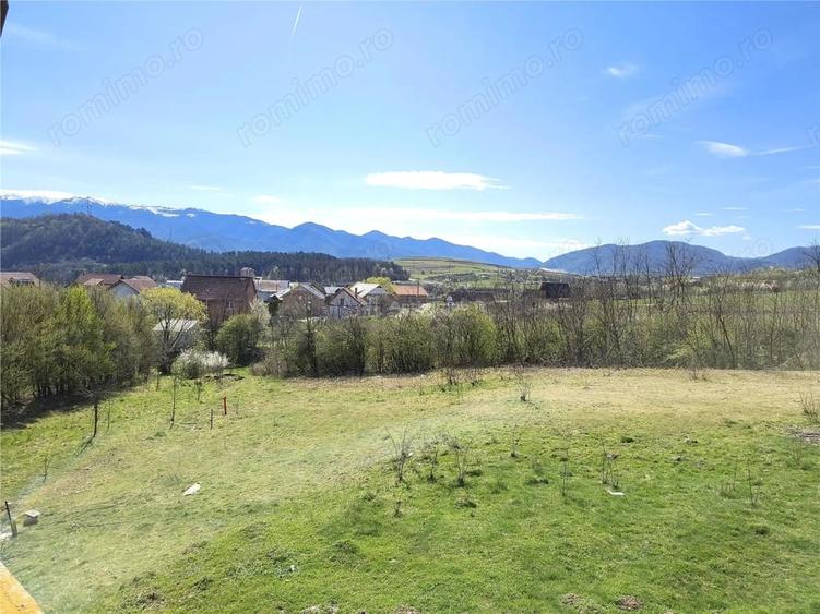 Casă cu Teren 295 Mp în Periferie