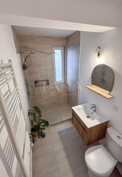 Apartament cu 3 camere decomandat, mobilat în Baciu