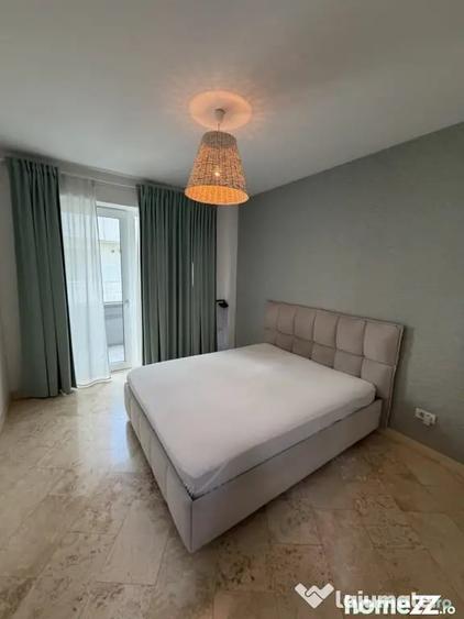 Apartament cu 3 camere decomandat în Parcul Carol