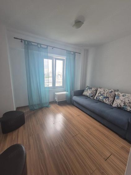 Apartament cu 3 camere decomandat în Calea Călărașilor