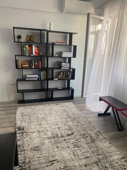 Apartament cu 2 camere decomandat în Roșu