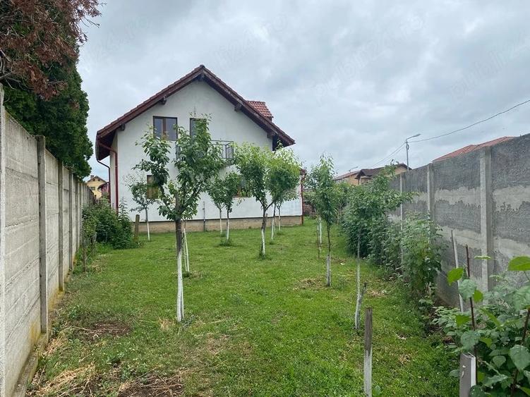 Casă cu Teren 400 Mp în Chișoda