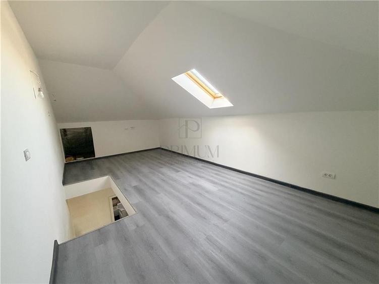 Duplex cu 4 camere cu Canalizare în Moșnița Nouă