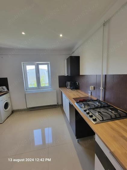 Apartament cu 2 camere decomandat în Micro 3