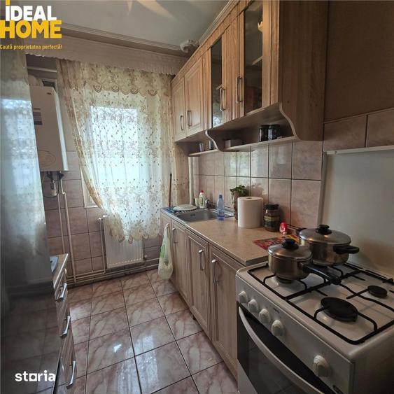 Apartament cu 2 camere semidecomandat în Dacia
